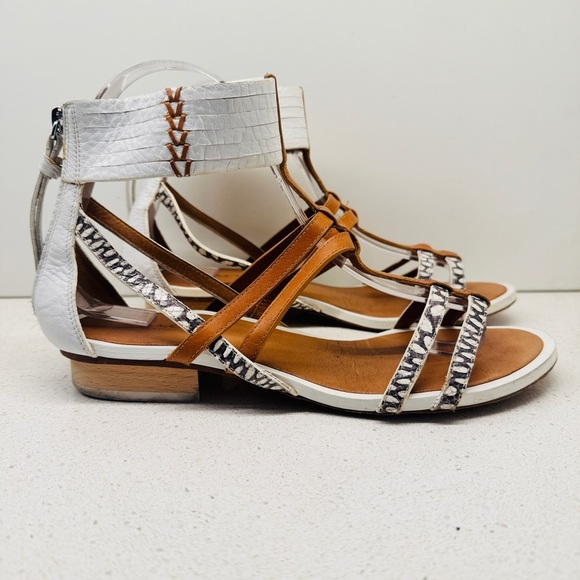 Coach Nillie Multi Strap Sandals Spot Viper White Shoes Gladiator Boho Sz 7 - Picture 1 of 14